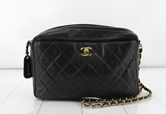 Chanel 1995 Lambskin Diamond Quilted Shoulder Bag